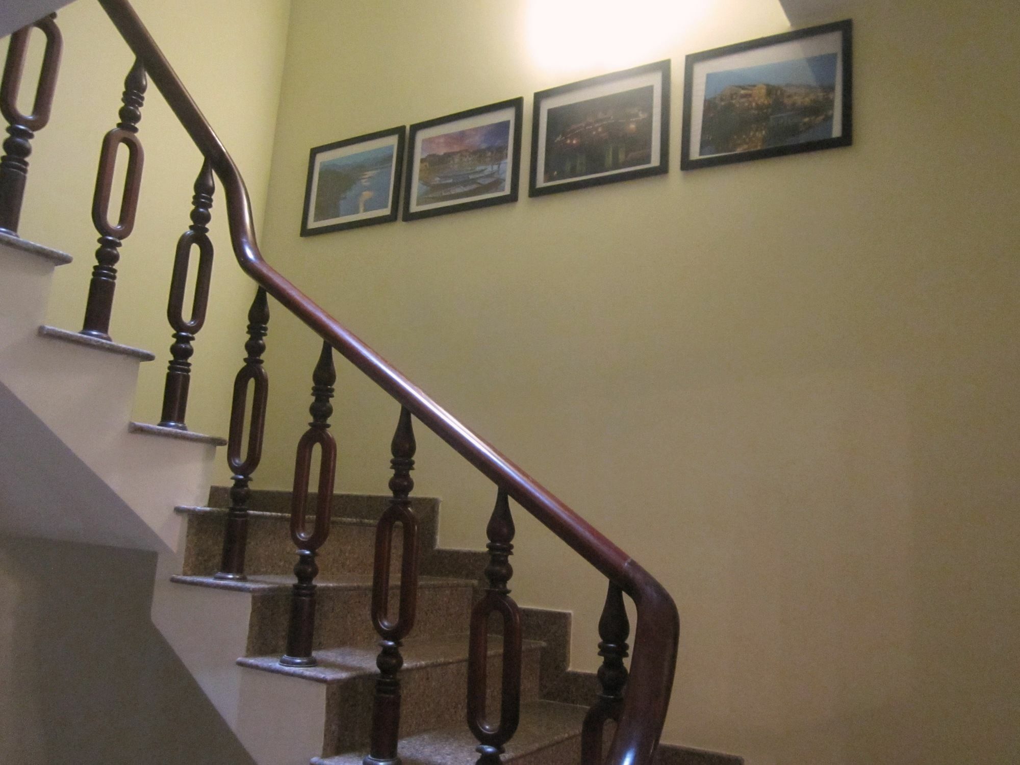 The Lily Hostel & Coffee Ho Chi Minh-staden Exteriör bild