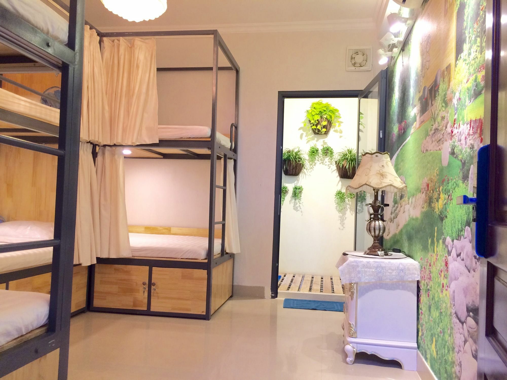 The Lily Hostel & Coffee Ho Chi Minh-staden Exteriör bild